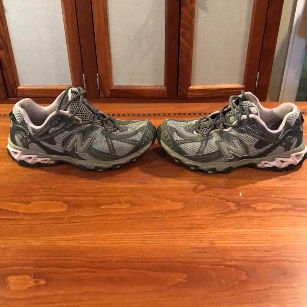 New Balance women’s 572 Terrain sneaker